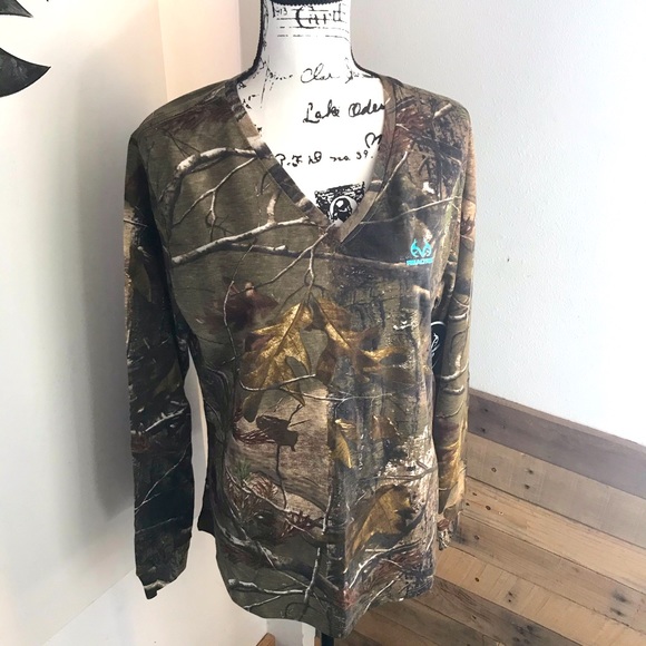 NWT New Realtree Camo Long Sleeve T-Shirt Hunting Clothing Size Large Teal Logo - Picture 1 of 11
